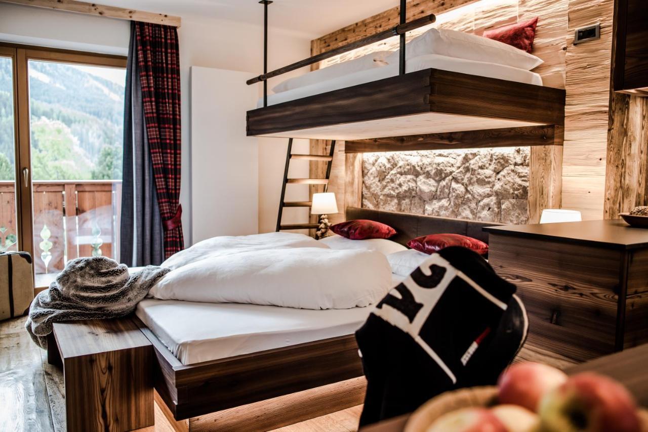 Garni Residence Soraiser Selva di Val Gardena Eksteriør bilde
