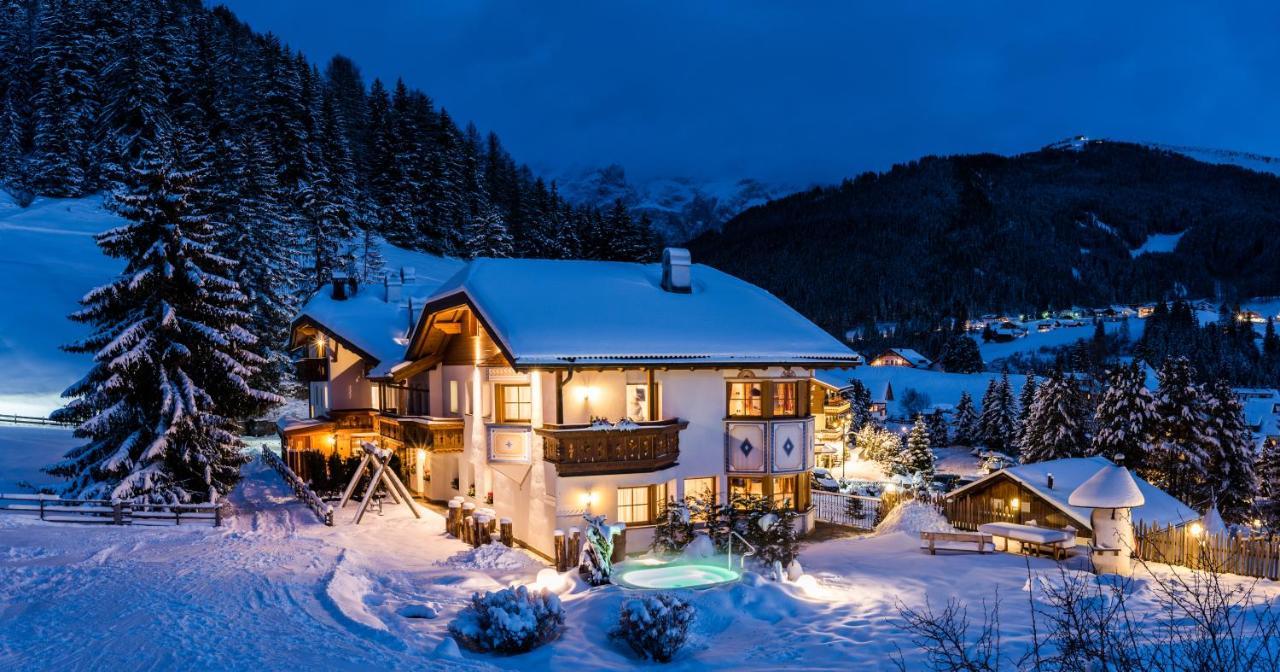 Garni Residence Soraiser Selva di Val Gardena Eksteriør bilde